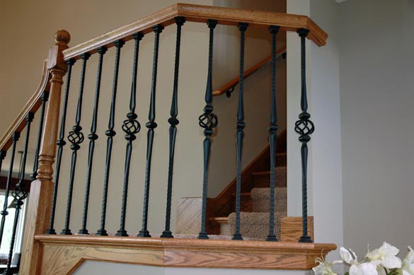 Iron Balusters Add More Options for Creative Design
