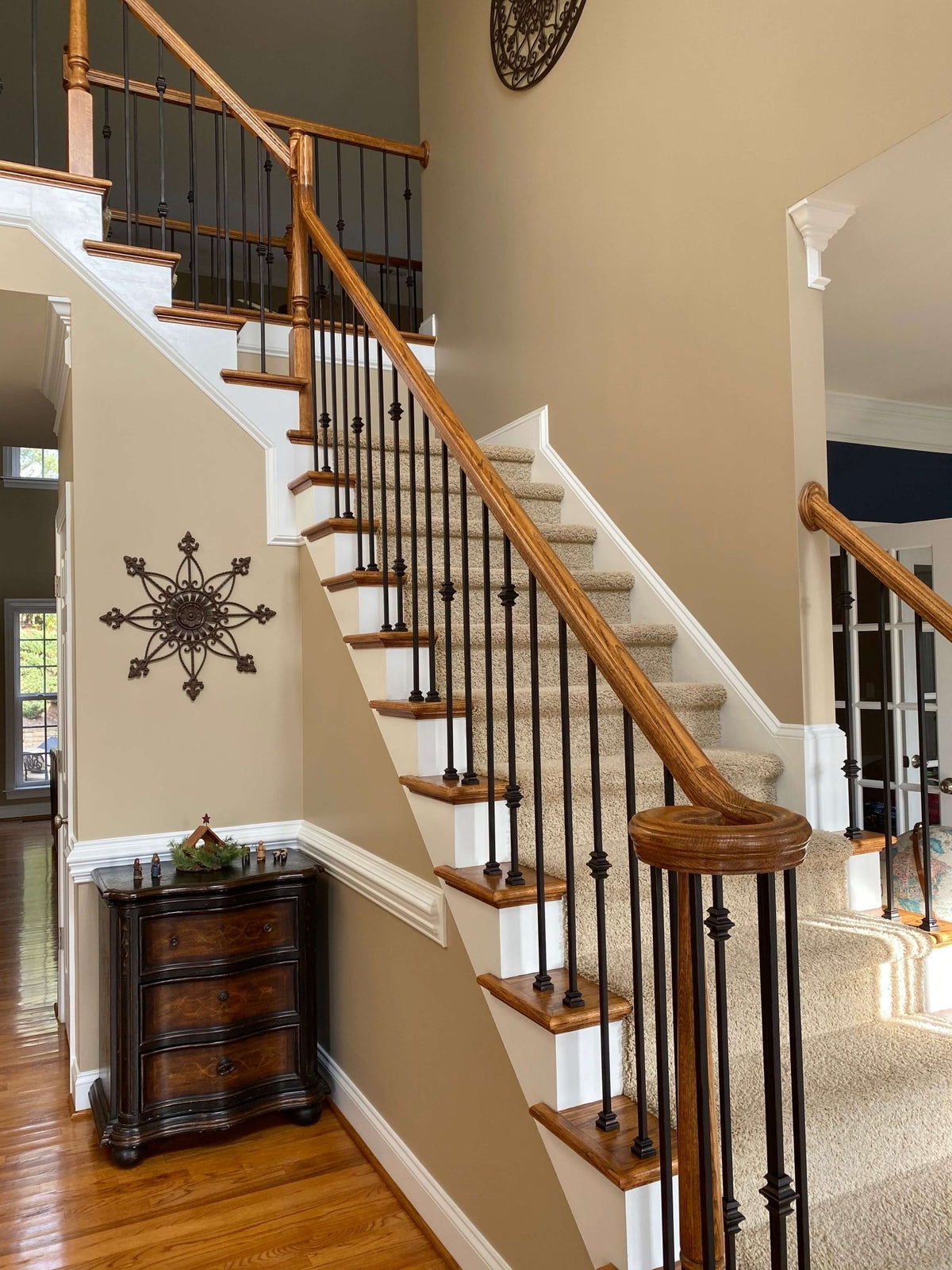 Shape Series 1/2&quot; Square x 44&quot;H Double Knuckle Hollow Iron Baluster (9007) - Stair Parts USA